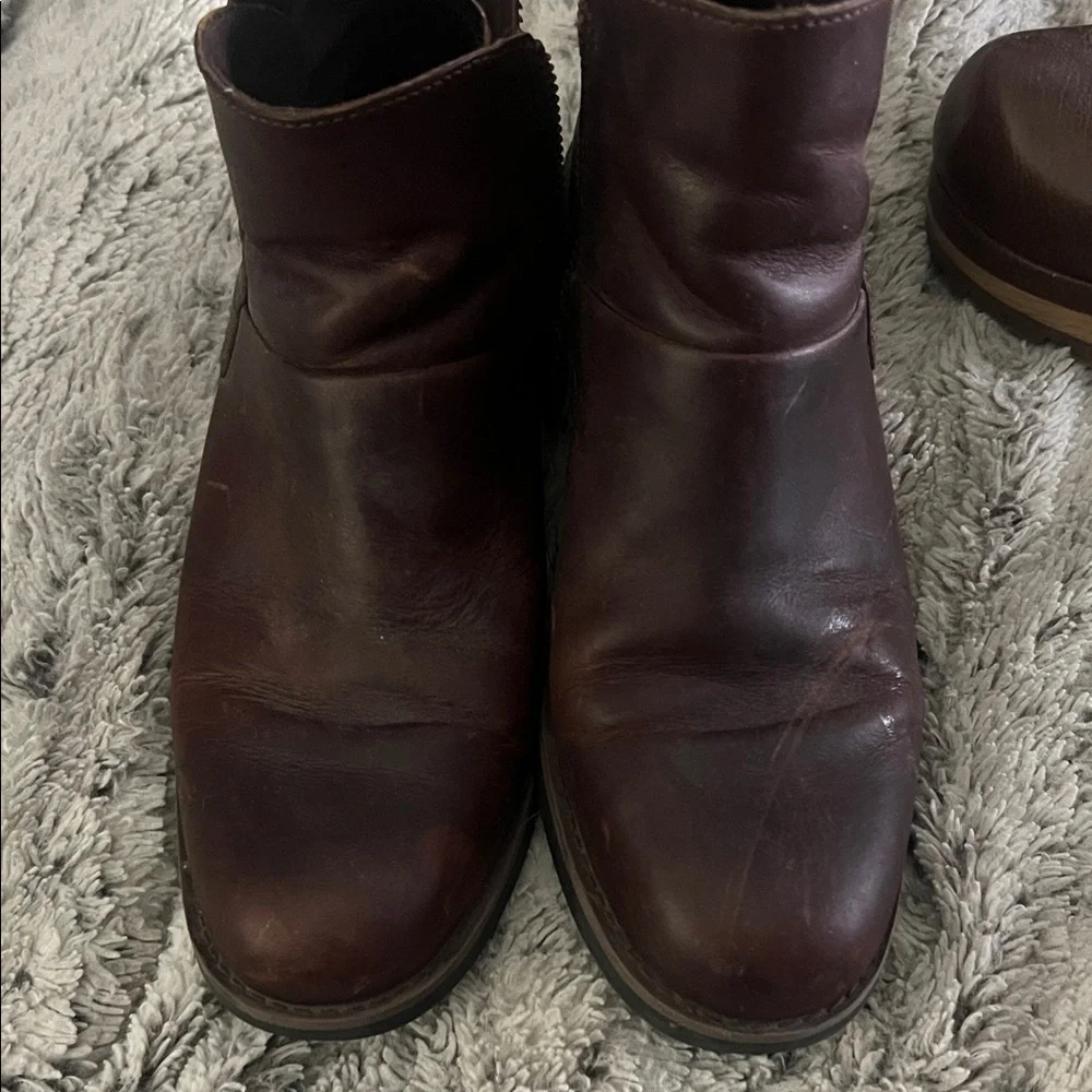 Women's  Leather Ankle Boots - Picture 4 of 4